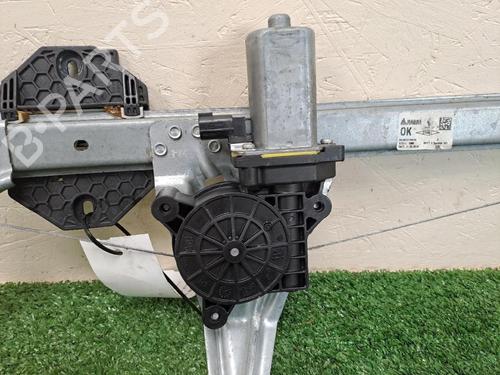 Left rear window motor DACIA SANDERO II TCe 90 (B8M1, B8MA, B8AC) | BP30065533E23 - Image 6