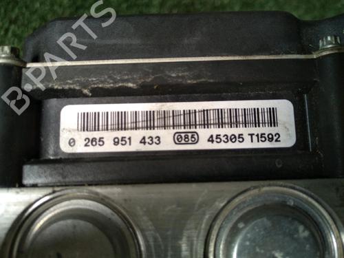 ABS pump PEUGEOT 3008 I MPV (0U_) 1.6 HDi | BP18327317M43 