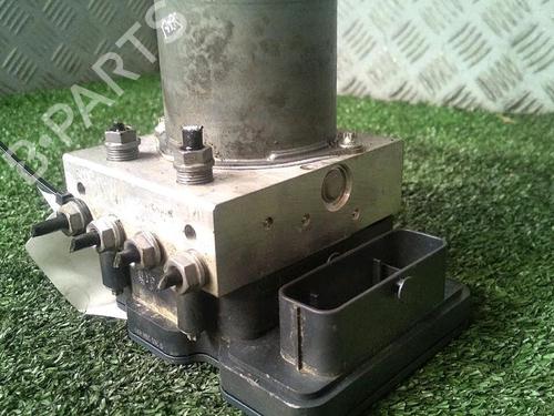 Used ABS pump VW POLO VI (AW1, BZ1, AE1) 1.0 MPi (80 hp) 30075739