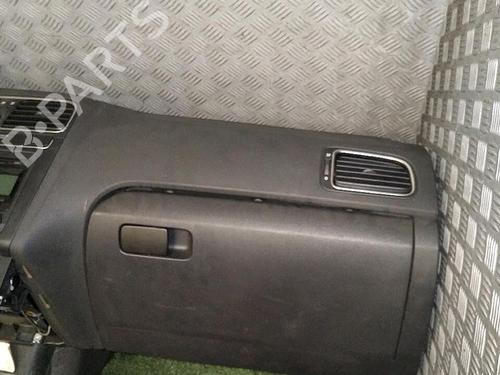 Tableau de bord VW POLO V (6R1, 6C1) 1.6 TDI (75 hp) 30066919