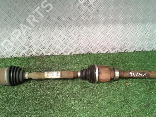Used Right front driveshaft Right front driveshaft RENAULT MEGANE IV Hatchback (B9A/M/N_) 1.5 dCi 90 (B9A1) (90 hp) 30075776 30075776