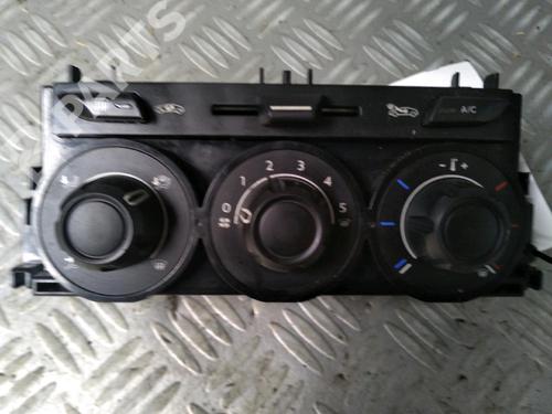 Commande Chauffage CITROËN C3 II (SC_) 1.4 (73 hp) 11405292