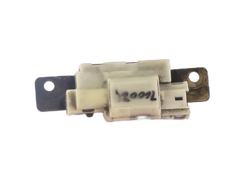 Used Tailgate lock Tailgate lock RENAULT CLIO III (BR0/1, CR0/1) 1.5 dCi (BR17, CR17) (86 hp) 30939508 30939508