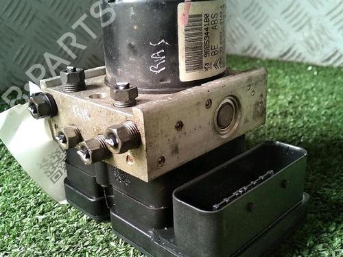 Używane Pompa ABS PEUGEOT 207 SW (WK_) 1.6 HDi (90 hp) 30077407