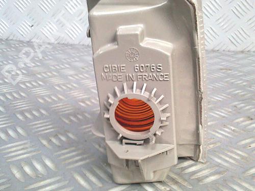 Used Right front indicator RENAULT 25 (B29_) 2.0 (B297) (101 hp) 30074943