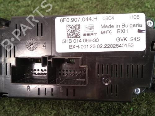 AC Styreenhet / Manøvreringsenhet SEAT ARONA (KJ7, KJP) 1.0 TSI | BP29948907I5