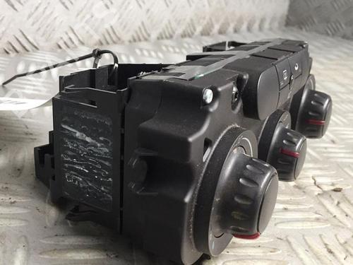 Climate control SEAT ALTEA (5P1) 1.9 TDI | BP30069610I5 - Image 2
