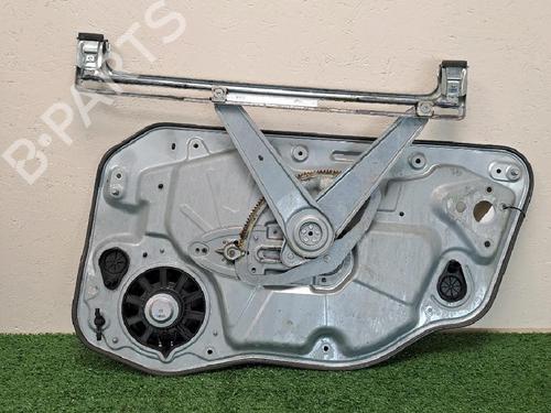 Alzavetro anteriore sinistro VOLVO V50 (545) 2.0 D (136 hp) 24378601