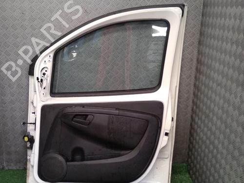 Used Right front door Right front door 29948094 29948094