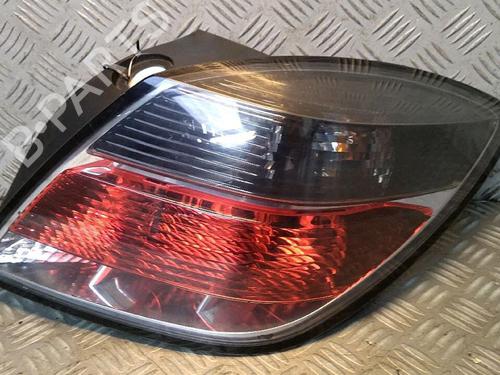 Right taillight OPEL ASTRA H GTC (A04) 1.9 CDTI (L08) | BP30070858C35 