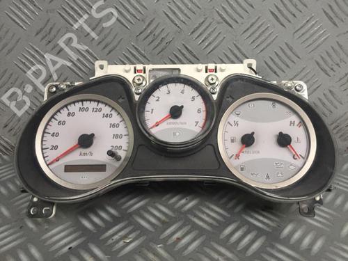 Used Instrument cluster Instrument cluster TOYOTA RAV 4 II (_A2_) 2.0 D 4WD (CLA20_, CLA21_, CLA20R, CLA21R) (116 hp) 30069136 30069136