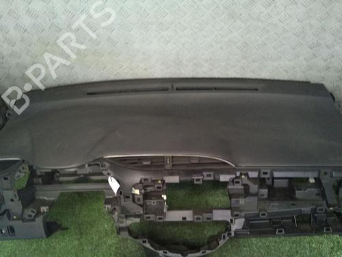 Used Dashboard TOYOTA YARIS (_P13_) 1.0 (KSP130_, KSP130) (69 hp) 29949328