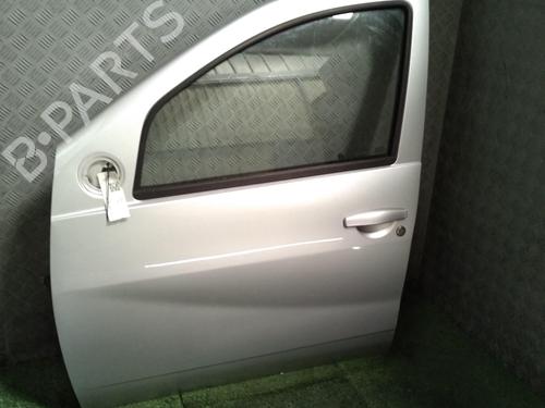 Used Left front door DACIA DUSTER (HS_) 1.5 dCi (HSMC) (107 hp) 29494920