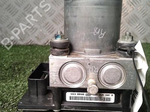 Used ABS pump CITROËN C4 Grand Picasso I (UA_) 1.6 HDi (109 hp) 30076105