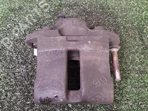 Used Right front brake caliper RENAULT MEGANE I Classic (LA0/1_) 1.9 dTi (LA08, LA0N, LA0K) (98 hp) 30066542