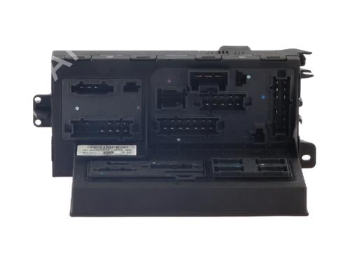 Used Fuse box Fuse box MERCEDES-BENZ CLS (C219) CLS 320 CDI (219.322) (224 hp) 33202333 33202333