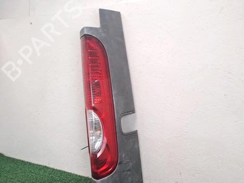 Right taillight RENAULT TRAFIC II Bus (JL) 2.0 dCi 90 (JL00, JL01, JL0H, JL0M, JL0P, JL0S) | BP28594213C35
