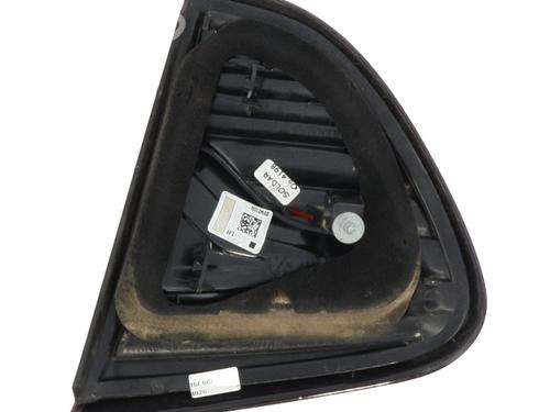 left-tailgate-light-renault-captur-i-j5_-h5_-2013-33628702 main image