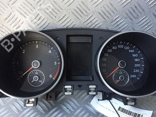 Kombinert Instrument VW GOLF VI (5K1) 1.6 TDI (105 hp) 30070449