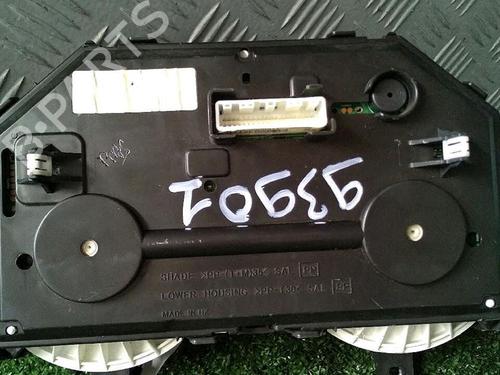 Kombiinstrument NISSAN JUKE (F15) 1.5 dCi (110 hp) 30075720