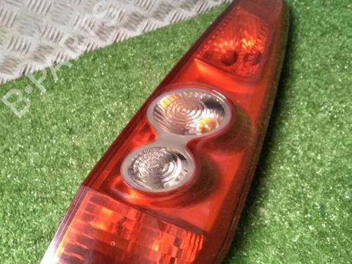 Right taillight FORD FIESTA V (JH_, JD_) 1.4 TDCi | BP30071476C35