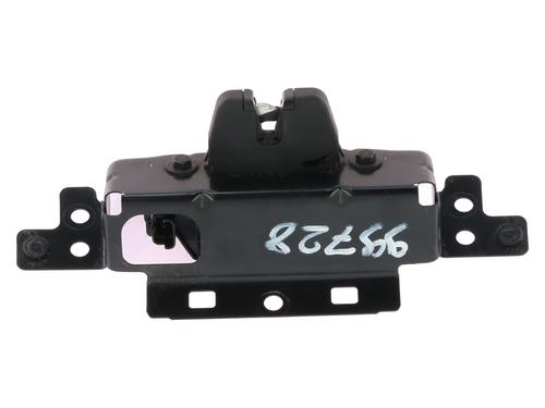 Used Tailgate lock Tailgate lock PEUGEOT 208 I (CA_, CC_) 1.6 HDi (92 hp) 31019863 31019863
