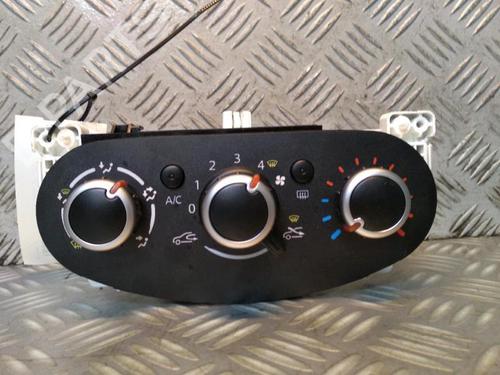 Climate control RENAULT TWINGO III (BCM_, BCA_) 1.0 SCe 75 | BP29950814I5