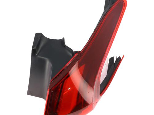 Right taillight PEUGEOT 2008 I (CU_) 1.2 PureTech 82 | BP39046207C35 - Image 2