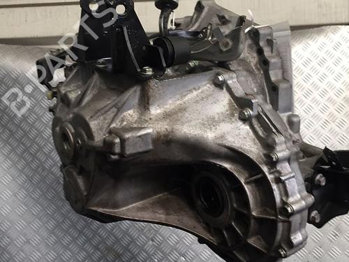 Used Gearbox Gearbox TOYOTA VERSO (_R2_) 2.0 D-4D (AUR20_, AUR20R) (126 hp) 29948917 29948917