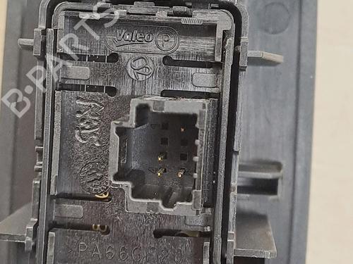 Used Right front window switch RENAULT MEGANE III Hatchback (BZ0/1_, B3_) 1.6 dCi (BZ00, BZ12, BZ13) (130 hp) 30065733