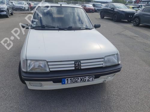Brugte PEUGEOT 205 II (20A/C) 1.8 XDT 4921246