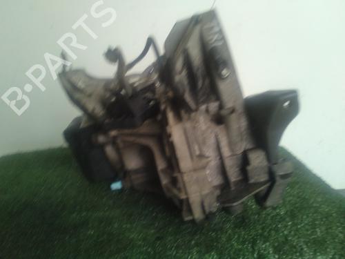 Used Gearbox Gearbox RENAULT TWINGO II (CN0_) 1.5 dCi (CN0E) (64 hp) 31991582 31991582
