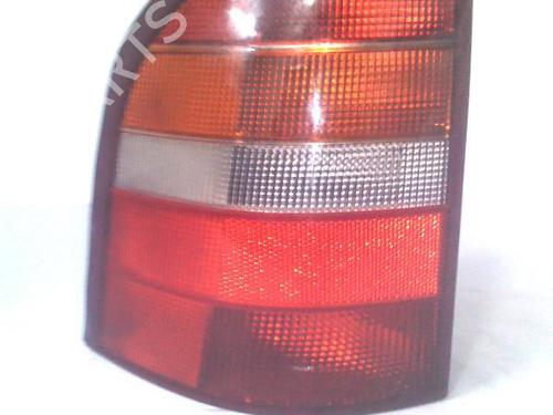 Used Left taillight Left taillight FORD MONDEO I Turnier (BNP) [1993-1996] 29952127 29952127