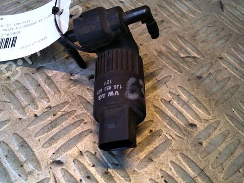 Washer pump VW GOLF IV (1J1) 1.4 16V | BP14546476E24 