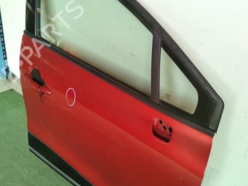 right-front-door-renault-clio-iv-grandtour-kh_-2012-2013-2014-2015-2016-2017-2018-2019-2020-2021-31833803 main image