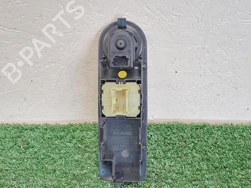 Left front window switch RENAULT CLIO IV (BH_) 1.5 dCi 90 | BP26702188I27 
