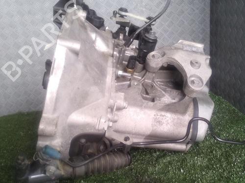 Used Gearbox PEUGEOT 208 I (CA_, CC_) 1.2 PureTech 82 (82 hp) 30068456