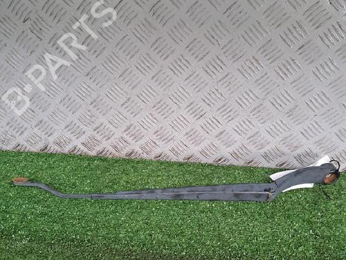 Used Front windshield wiper arm HYUNDAI i30 (FD) 1.6 CRDi (90 hp) 23851431