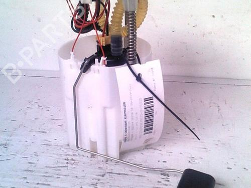 Used Fuel pump NISSAN PULSAR Hatchback (C13) 1.5 dCi (110 hp) 30482436