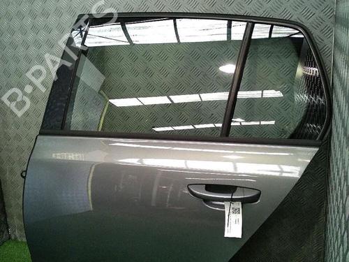 Używane Drzwi tylne lewe VW GOLF VI (5K1) 1.6 TDI (105 hp) 30064045