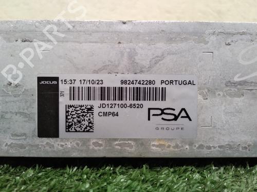 Used Intercooler Intercooler PEUGEOT 2008 II (UD_, US_, UY_, UJ_, UR_, UC_) 1.2 PureTech 100 (USHNK) (101 hp) 31038821 31038821