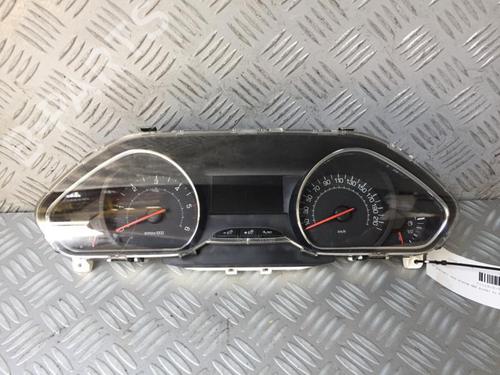 Instrument cluster PEUGEOT 208 I (CA_, CC_) 1.4 HDi | BP30070510C47