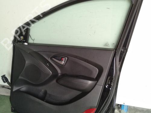 right-front-door-hyundai-ix35-lm-el-elh-2009-2010-2011-2012-2013-2014-2015-2016-33168882 main image