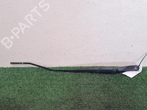 Used Front windshield wiper arm Front windshield wiper arm RENAULT LAGUNA III (BT0/1) 2.0 dCi (BT01, BT08, BT09, BT0E, BT0K, BT12, BT1C, BT1D,... (150 hp) 30068049 30068049