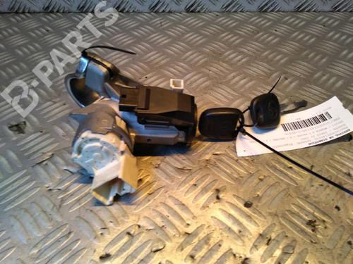 Used Ignition barrel TOYOTA YARIS (_P9_) 1.4 D-4D (NLP90_, NLP90R) (90 hp) 11405798
