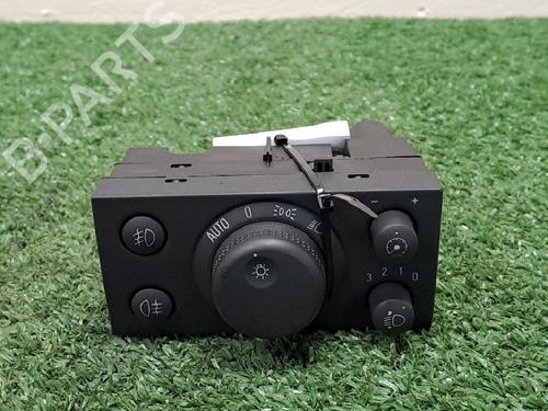 Used Headlight switch MERCEDES-BENZ A-CLASS (W168) A 170 CDI (168.009, 168.109) (95 hp) 24323739