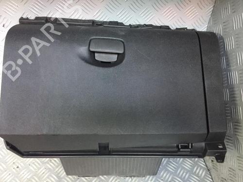 Used Glove box Glove box 30070054 30070054
