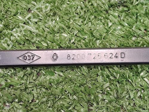 Used Front windshield wiper arm RENAULT TWINGO II (CN0_) 1.2 16V (CN04, CN0B) (75 hp) 29948350