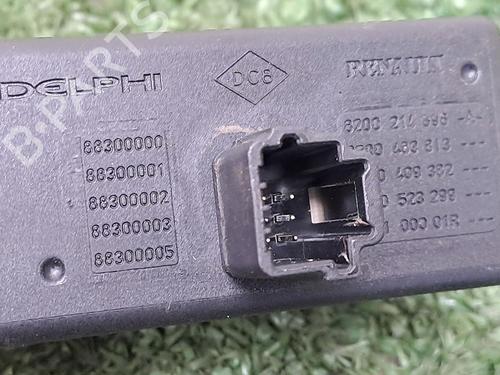 Warnblinkschalter für RENAULT TWINGO II (CN0_) 1.2 (CN0D) (58 hp) 29948356
