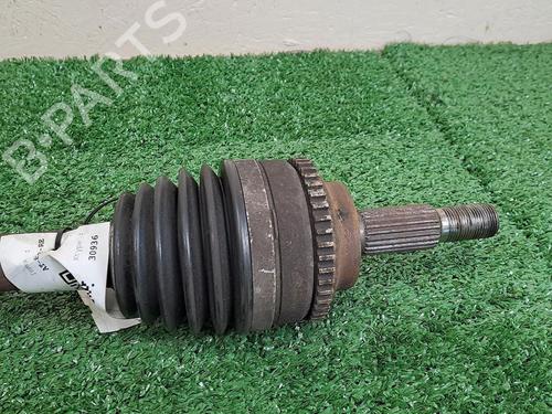right-front-driveshaft-renault-clio-iii-hatchback-van-sb_-sr_-2005-30068173 main image